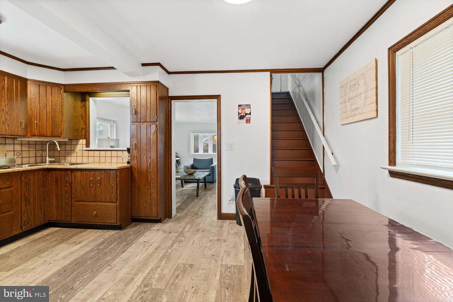 34 Half Street Property Photo 16
