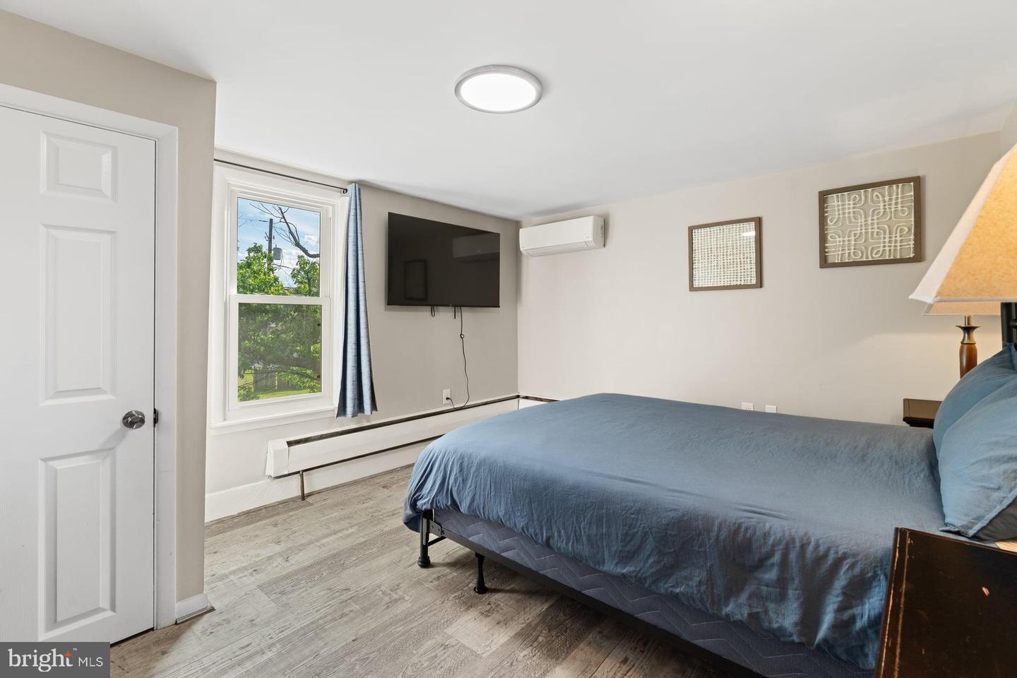 34 Half Street Property Photo 18