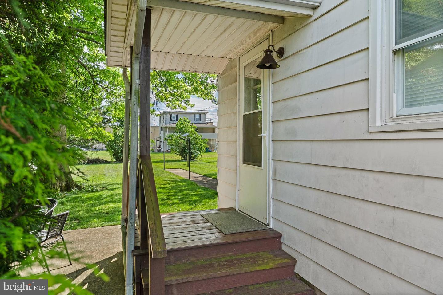 34 Half Street Property Photo 25