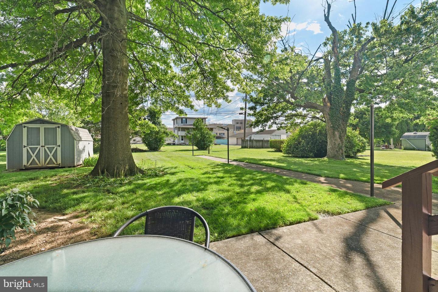 34 Half Street Property Photo 27