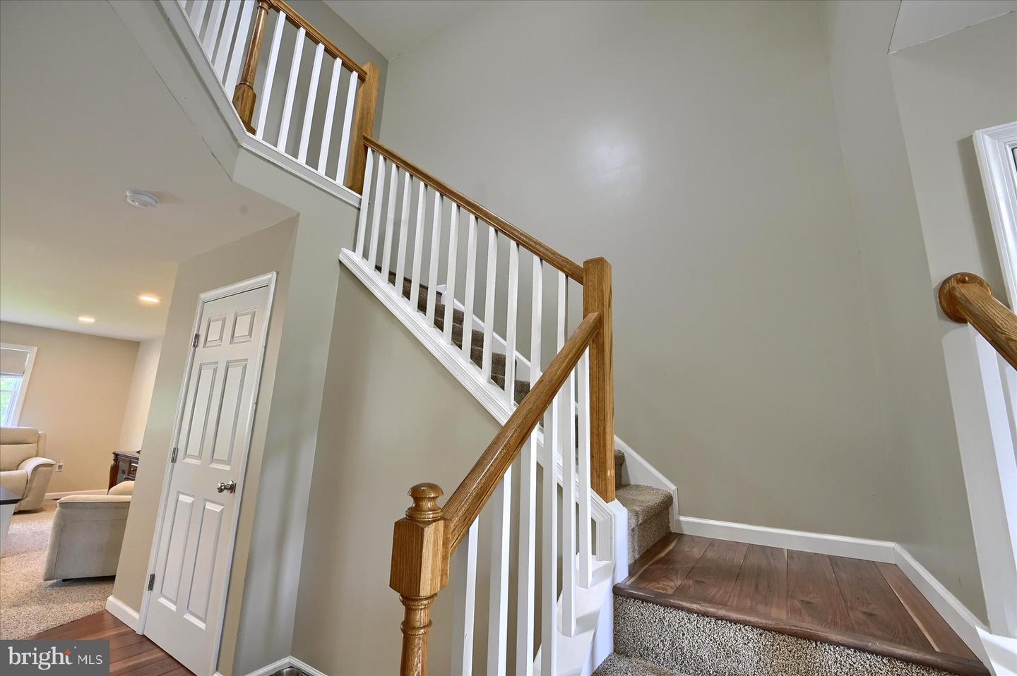 48 Dustin Dr Property Photo 15