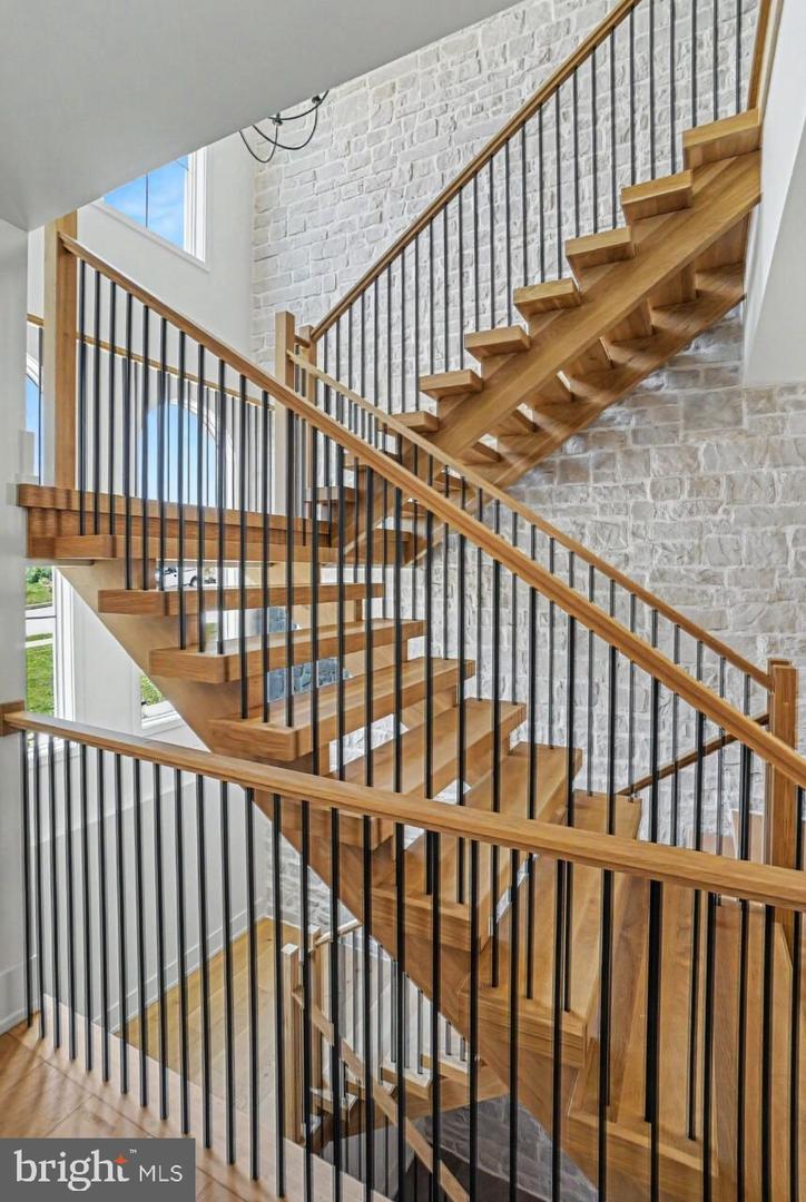 114 Jillian Way Property Photo 17