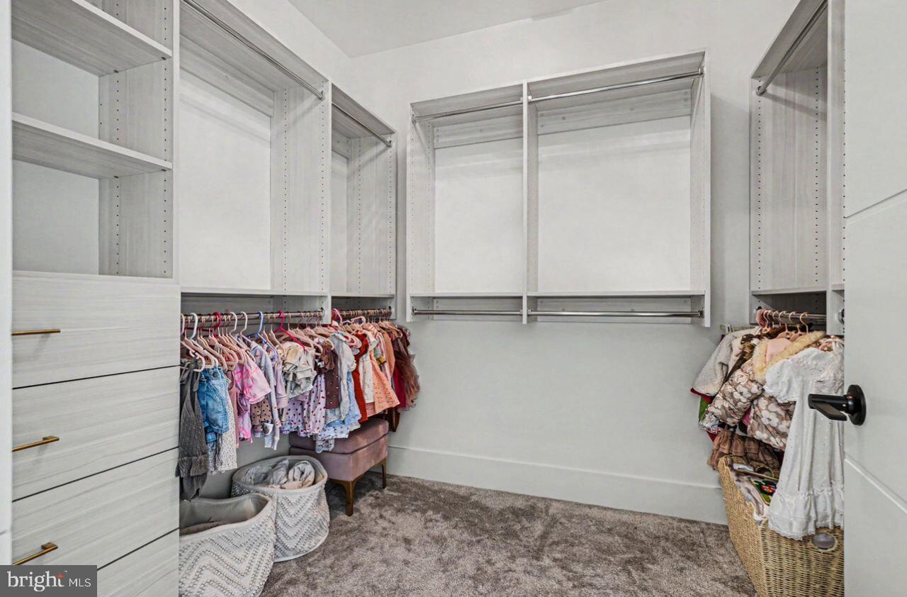 114 Jillian Way Property Photo 27