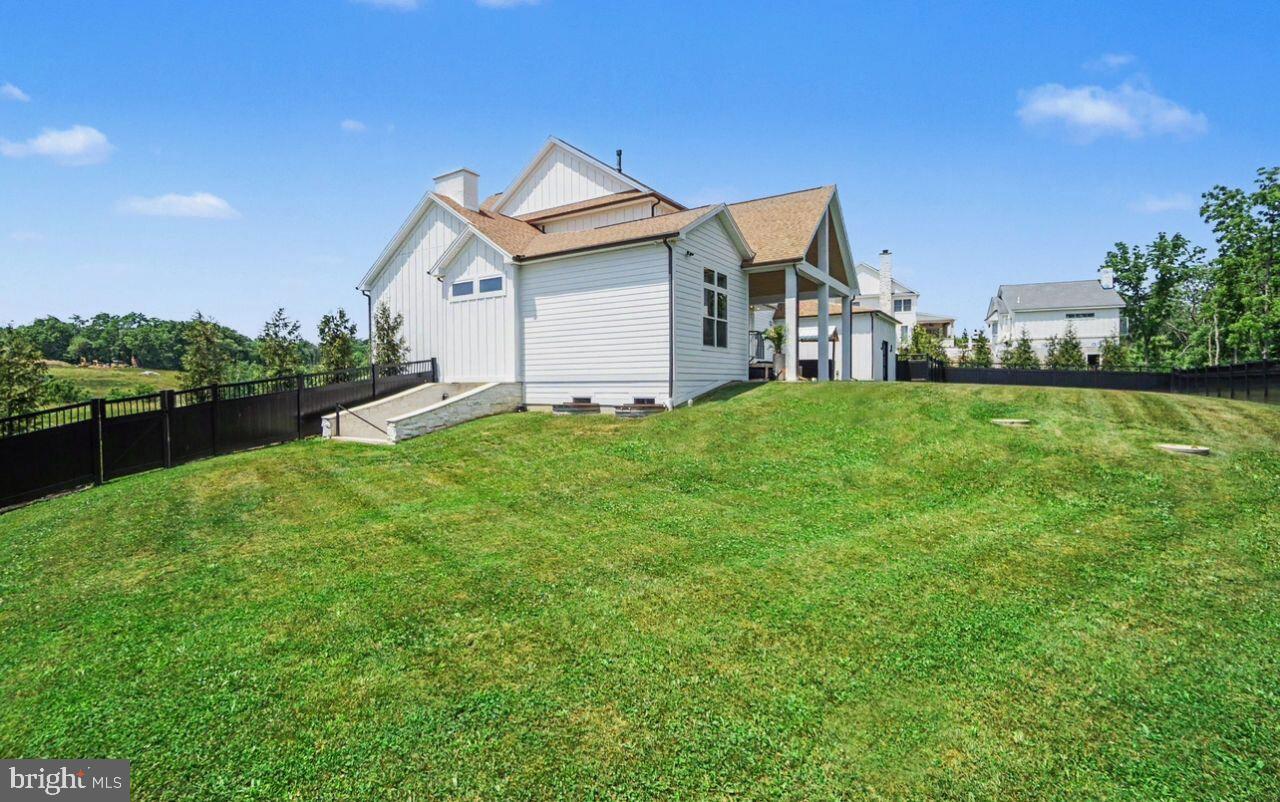 114 Jillian Way Property Photo 40