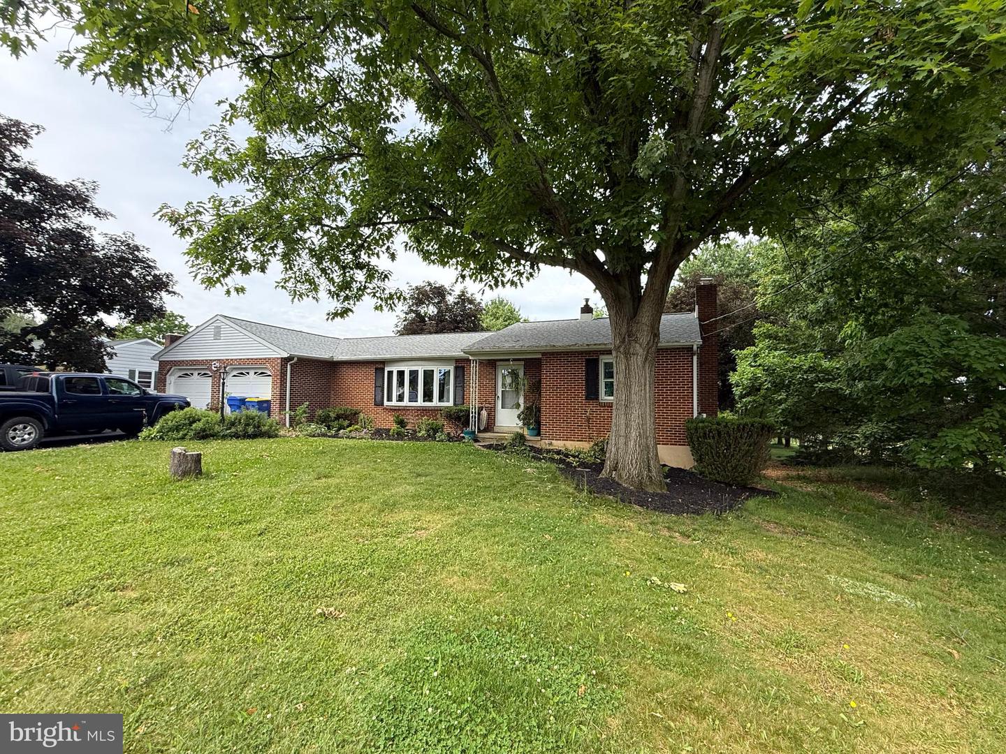 169 Trail Rd Property Photo 1