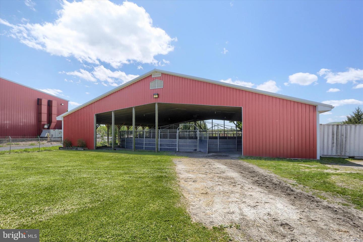 Todd Beatty Training Facility Penn National Property Photo 33