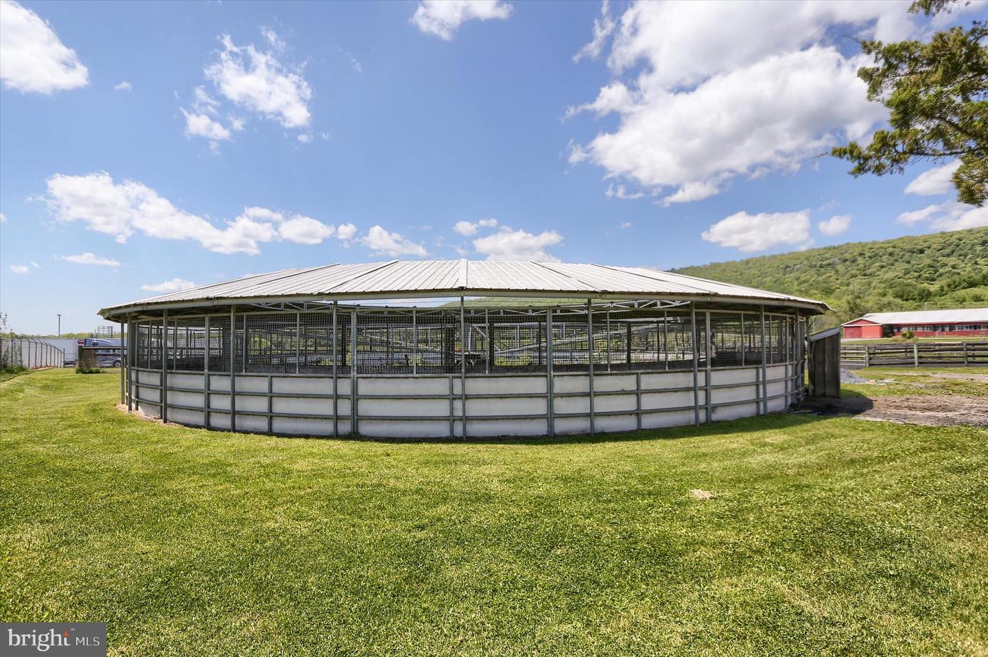 Todd Beatty Training Facility Penn National Property Photo 44