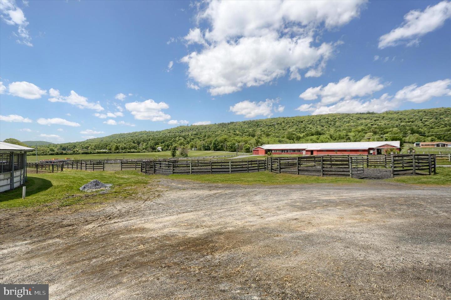 Todd Beatty Training Facility Penn National Property Photo 45