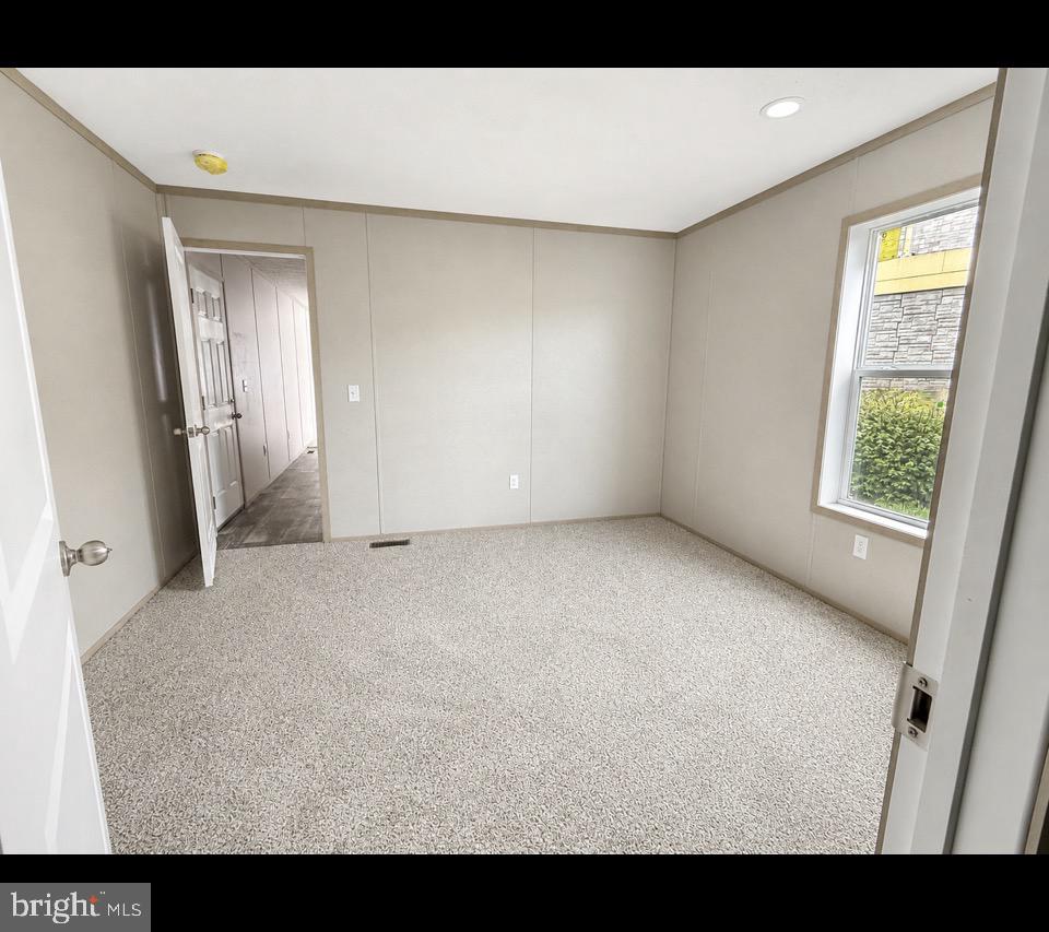 183 Eby Ln Property Photo 2