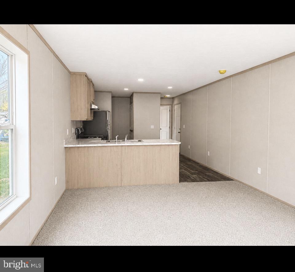 183 Eby Ln Property Photo 4