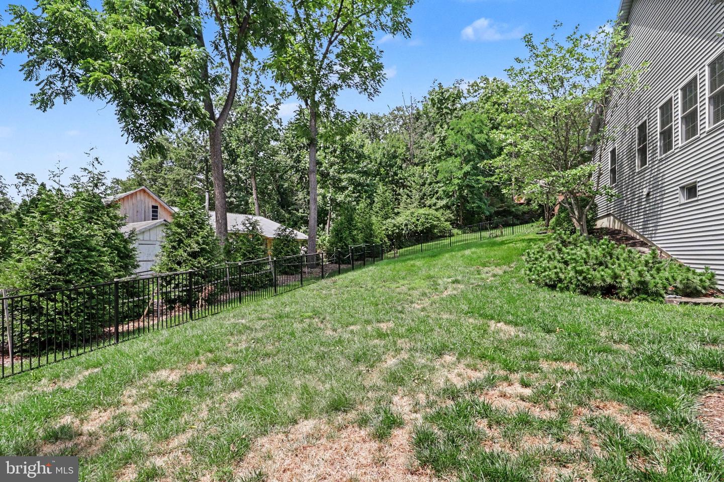 4736 Chatham Way Property Photo 33