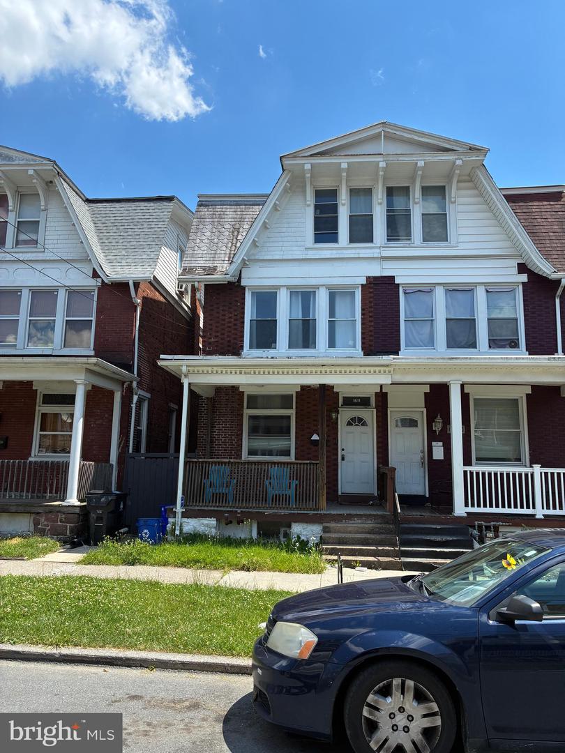 1611 NORTH ST Property Photo 1