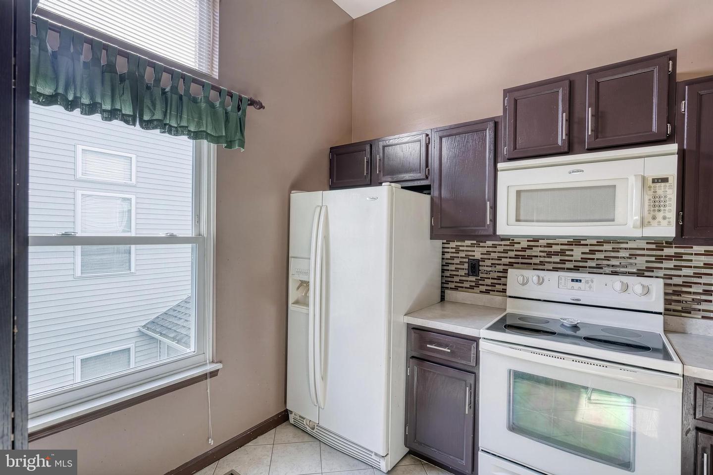 5811 Hidden Lake Dr #a Property Photo 17