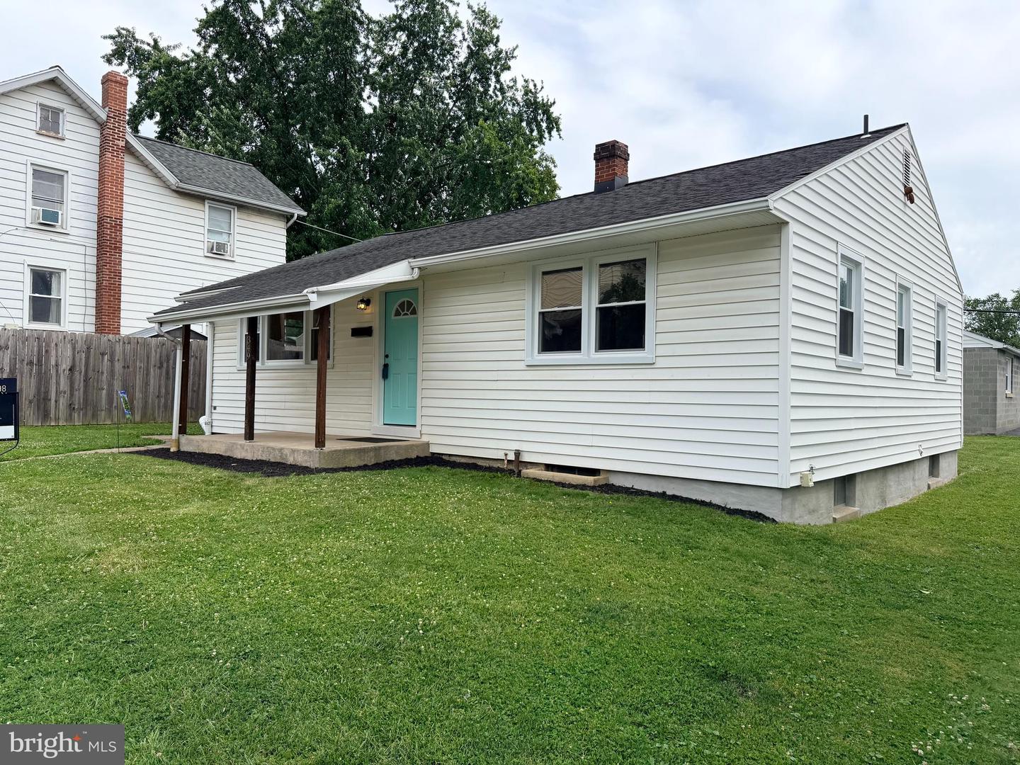 349 Market St Property Photo 1