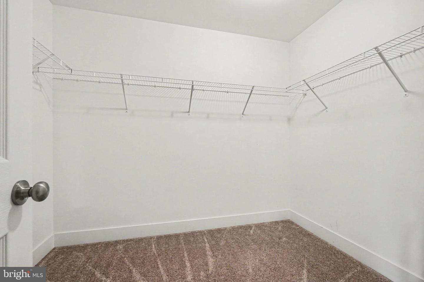 2730 Post Dr Property Photo 17