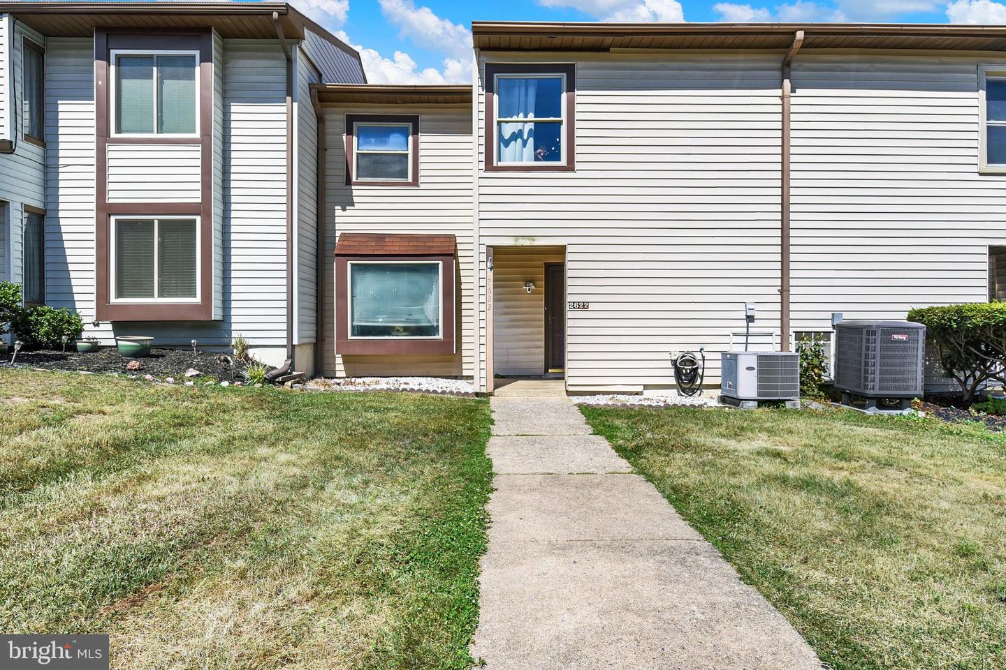 2622 Gateway Dr Property Photo 1