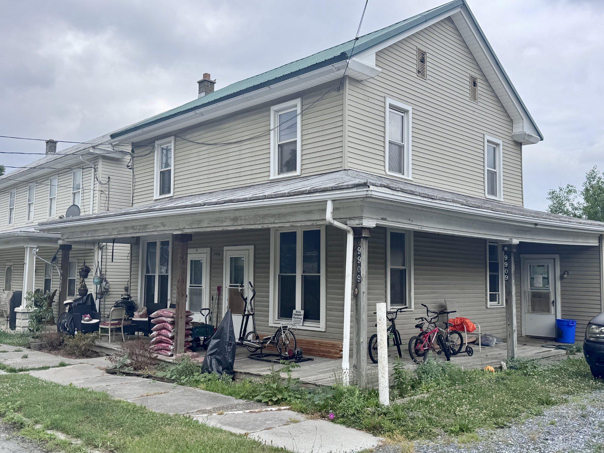 9909-9910 Jonestown Rd Property Photo 1