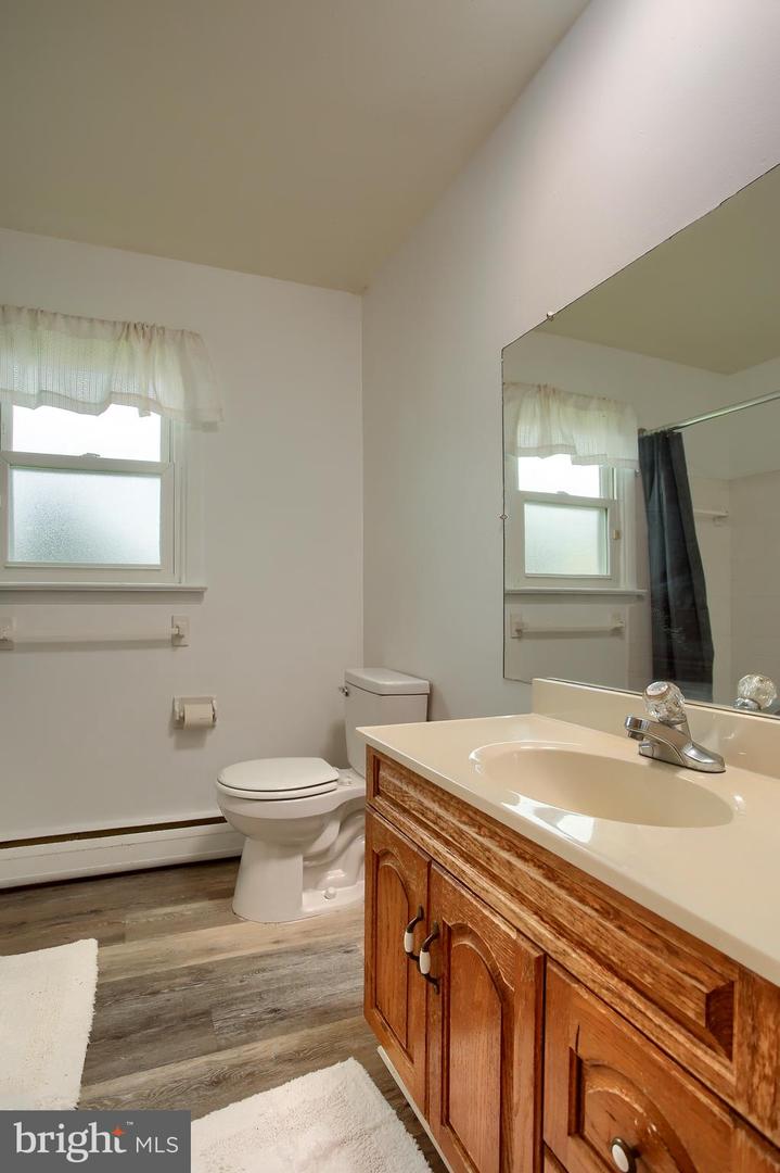 102 5th St Property Photo 13