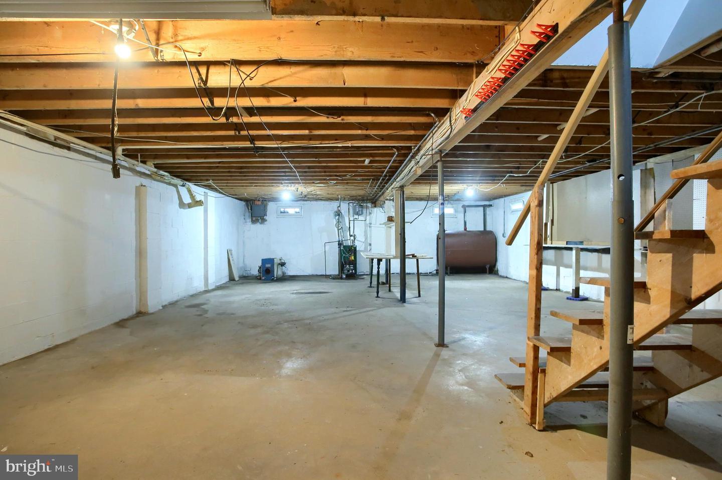 102 5th St Property Photo 21