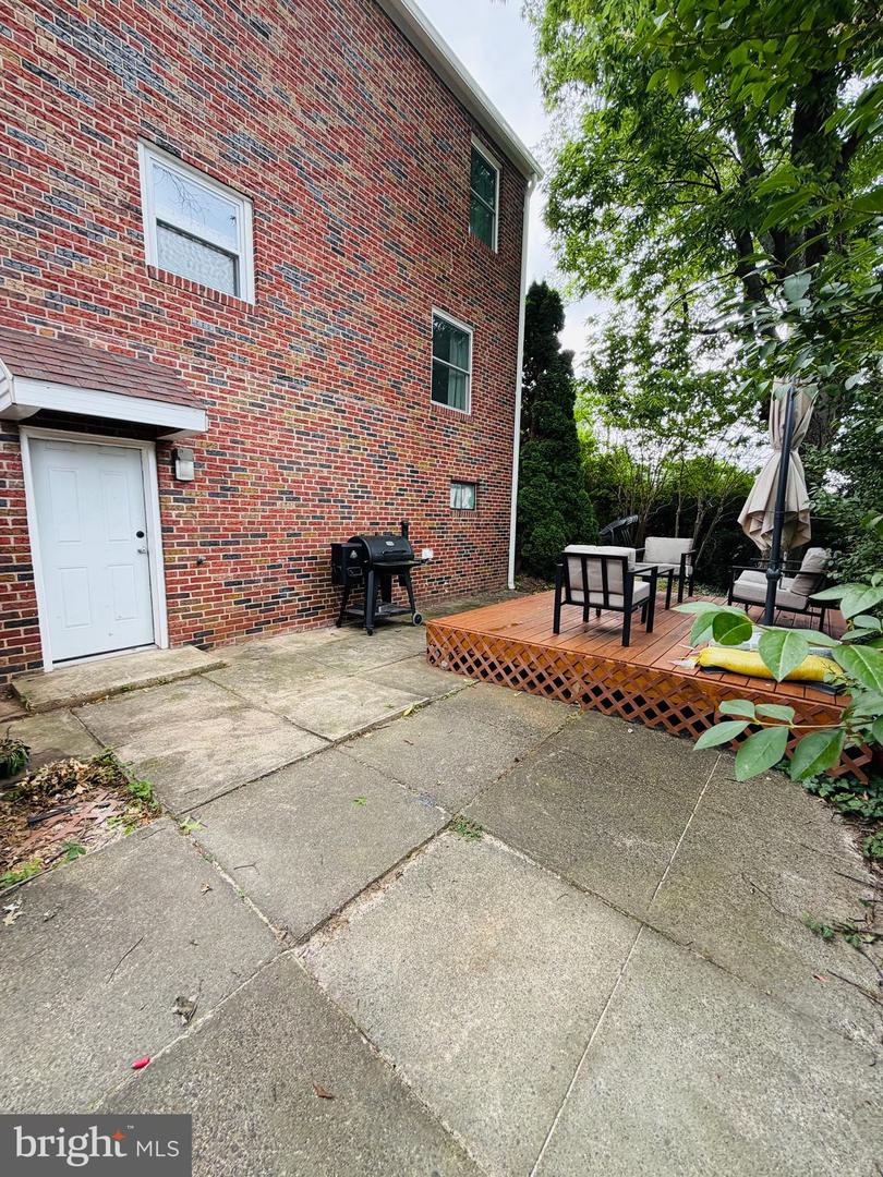 2819 Boas St Property Photo 5