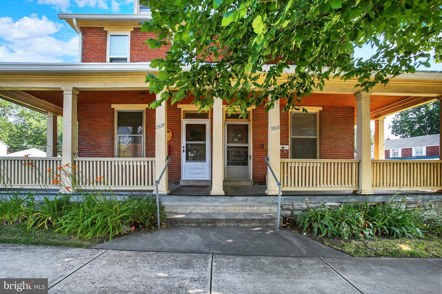 3664 - 3666 Derry St Property Photo 5