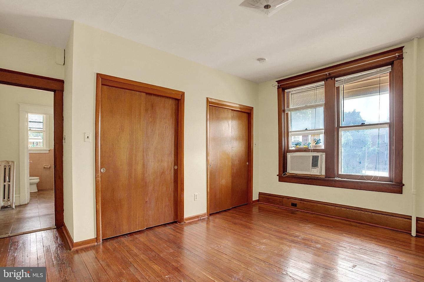 3664 - 3666 Derry St Property Photo 29