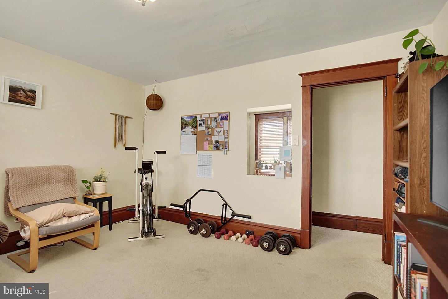 3664 - 3666 Derry St Property Photo 36