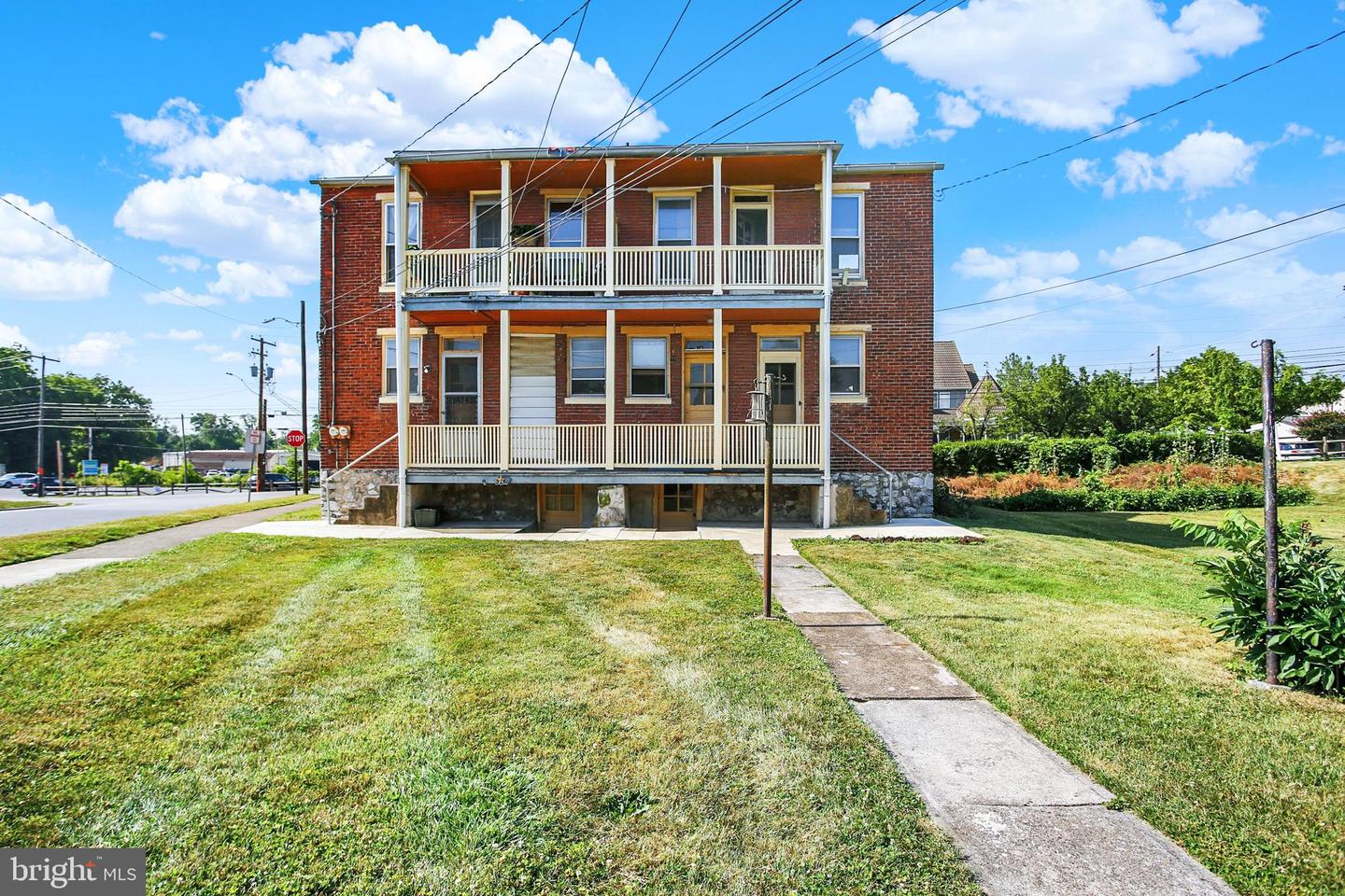 3664 - 3666 Derry St Property Photo 53
