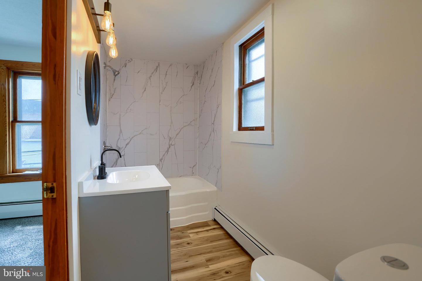 357 W Broad St Property Photo 22
