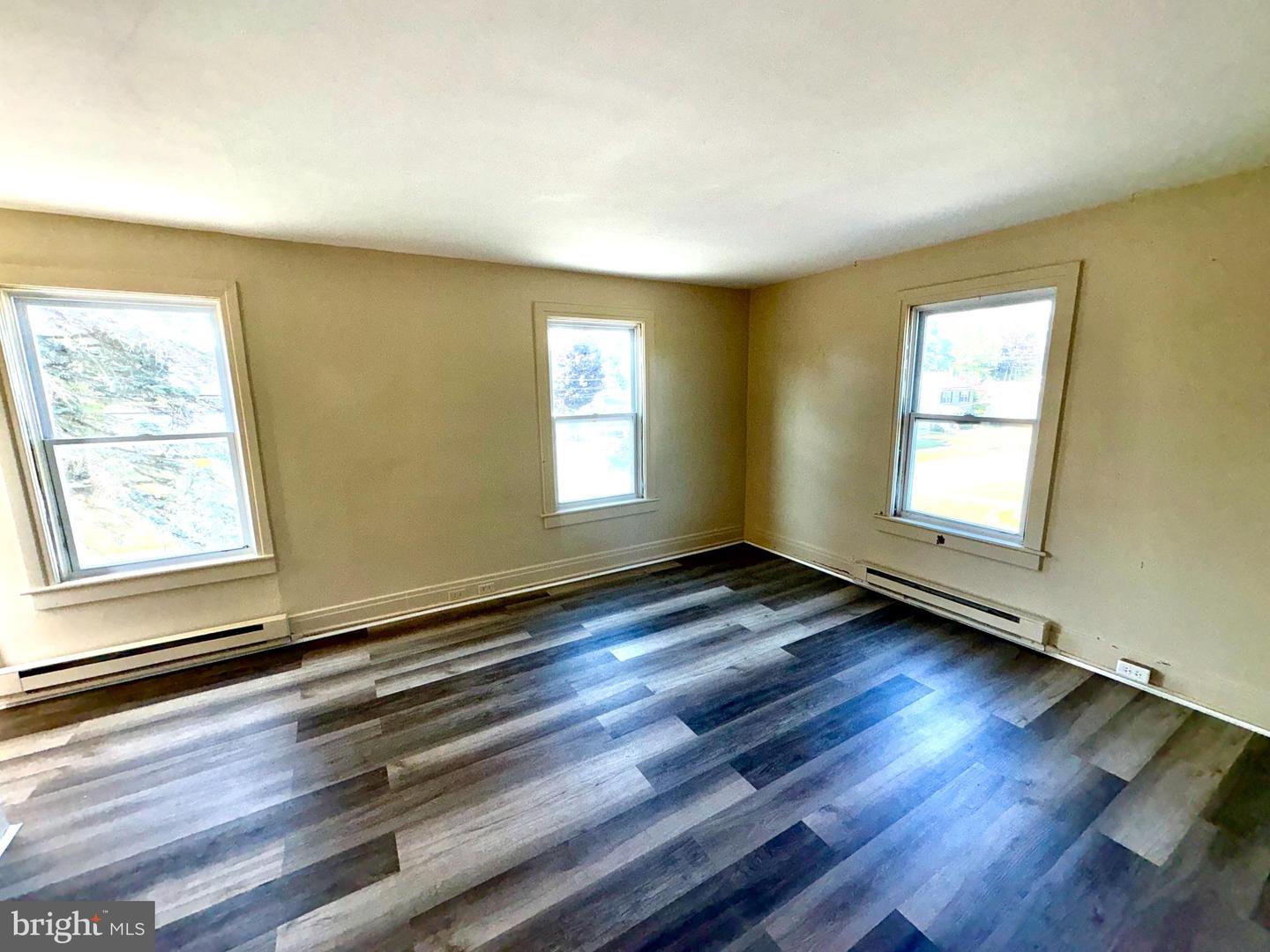 1403 E Derry Rd #2 Property Photo 1