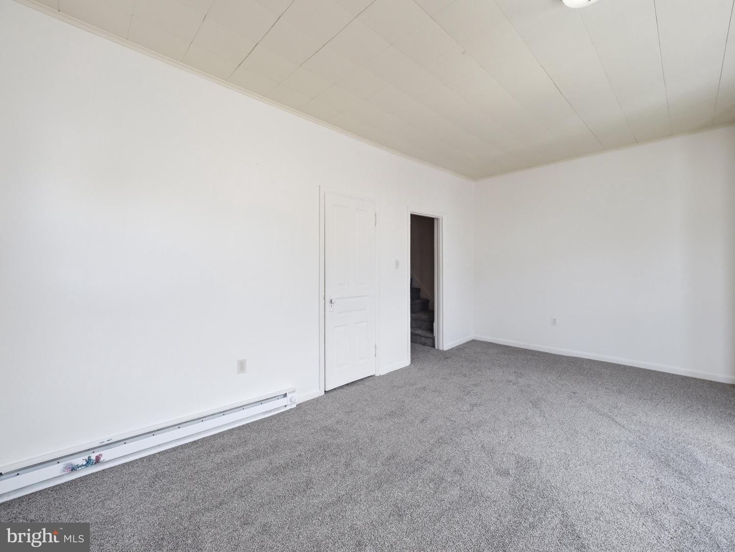 322 Pine St Property Photo 15