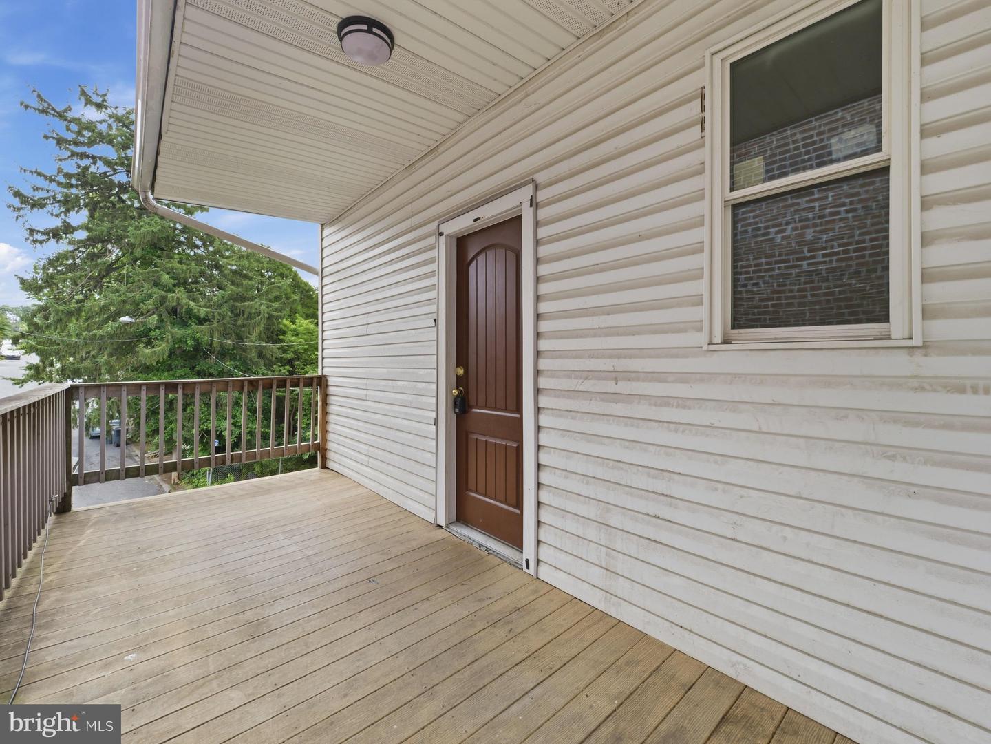 322 Pine St Property Photo 36