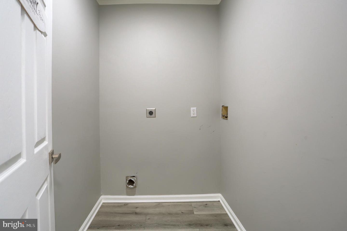 1726 Market St Property Photo 20