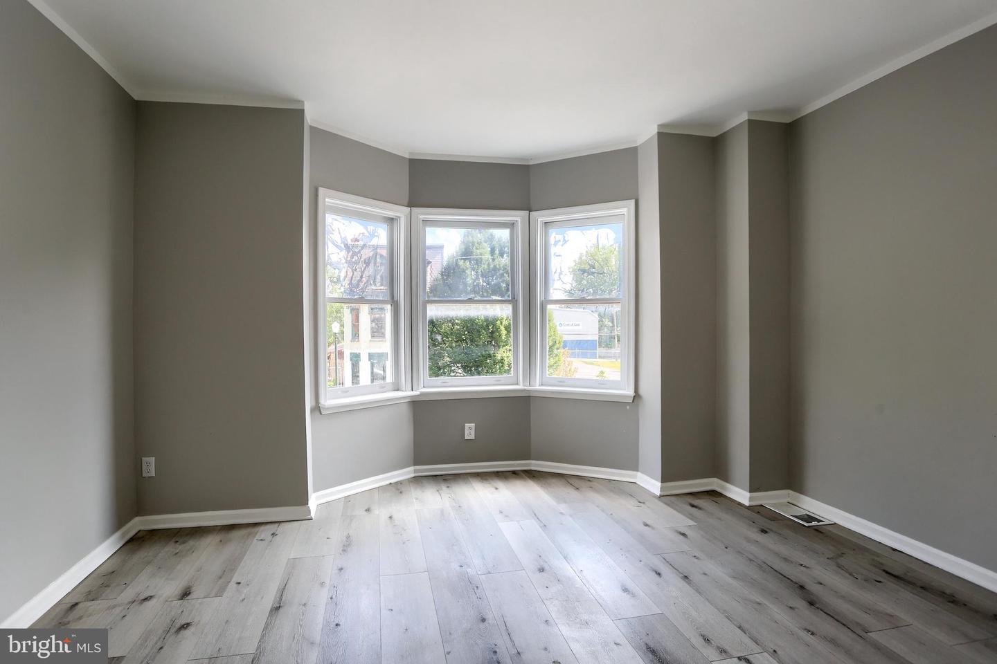 1726 Market St Property Photo 21