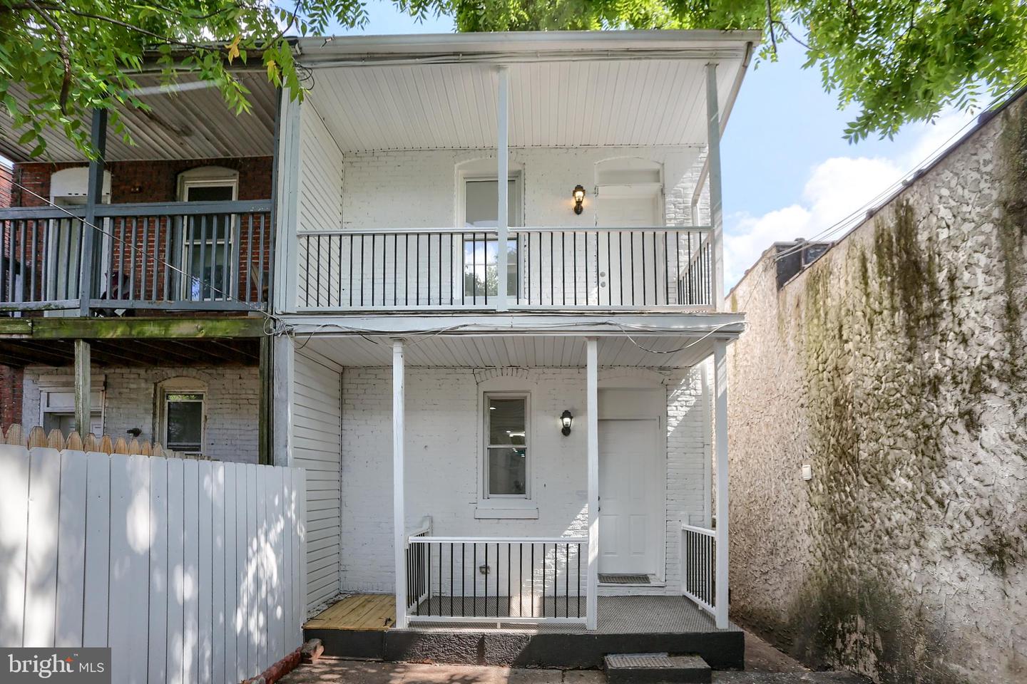 1726 Market St Property Photo 36