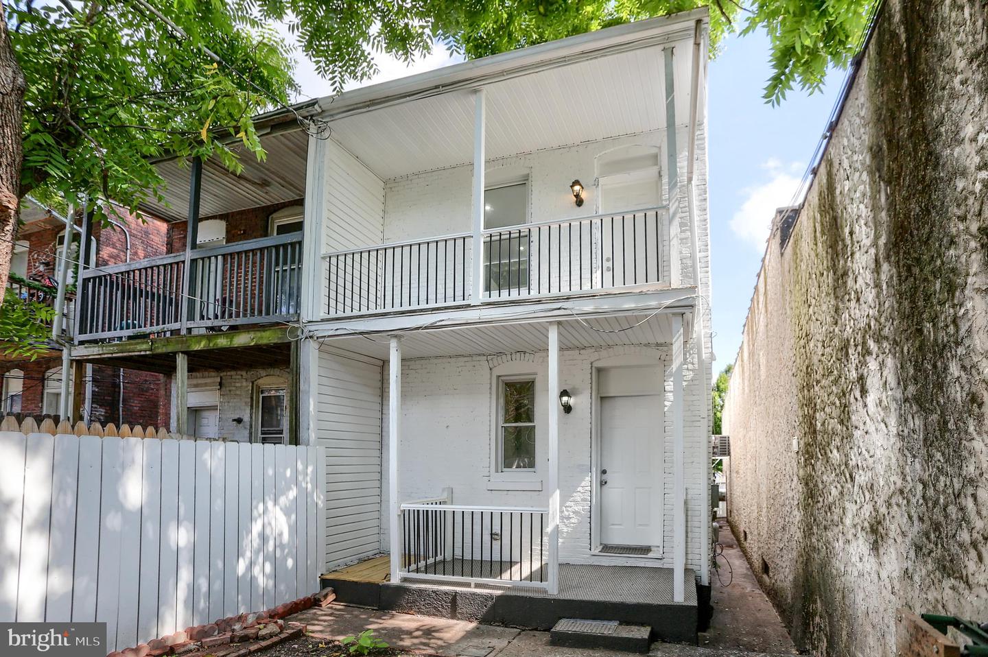 1726 Market St Property Photo 37