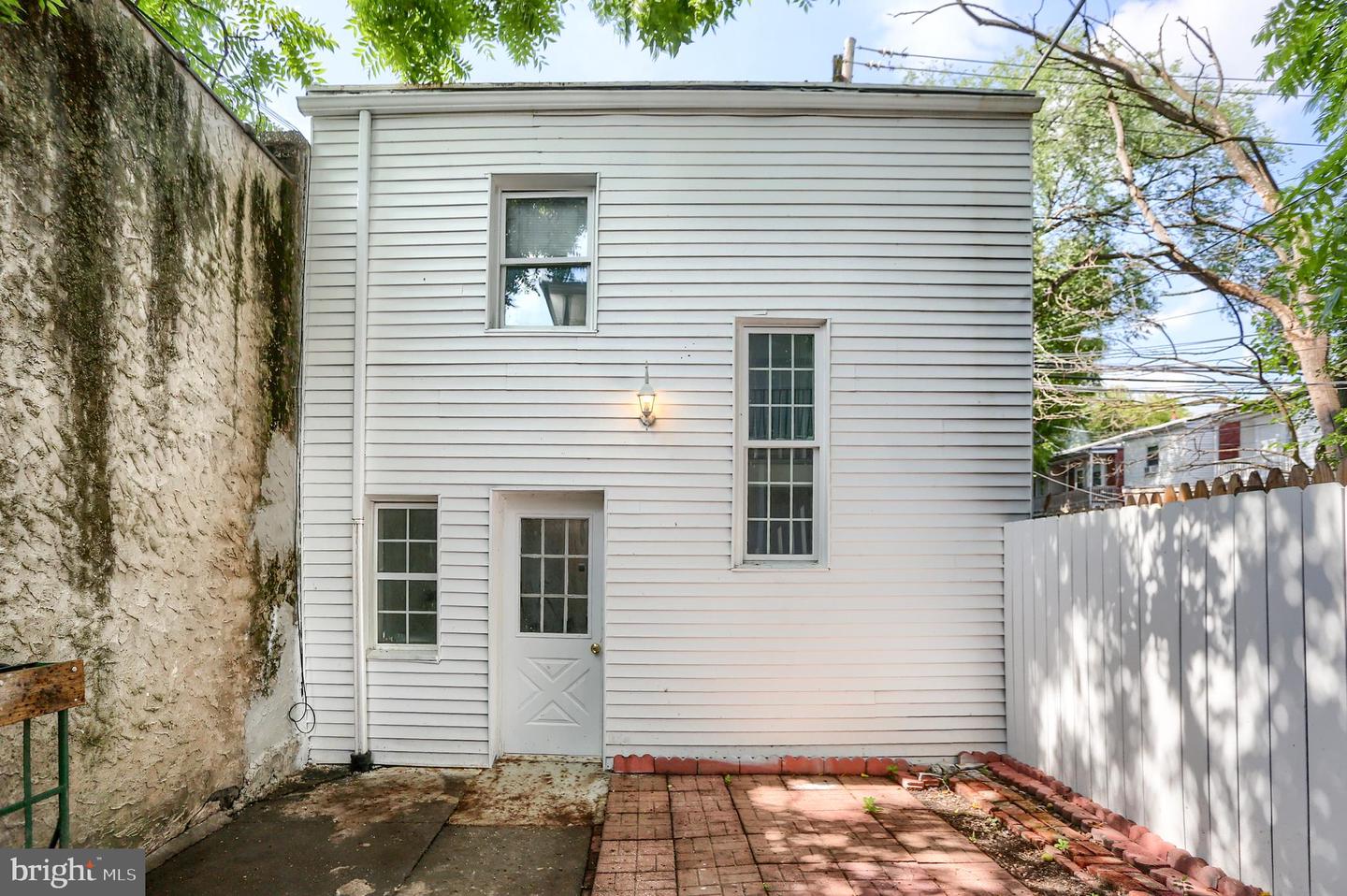 1726 Market St Property Photo 40