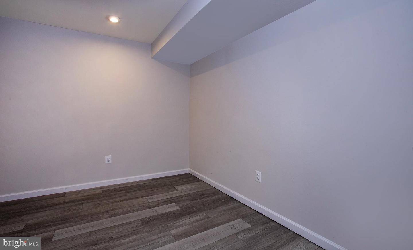 3916 Afleet Alex Way Property Photo 27