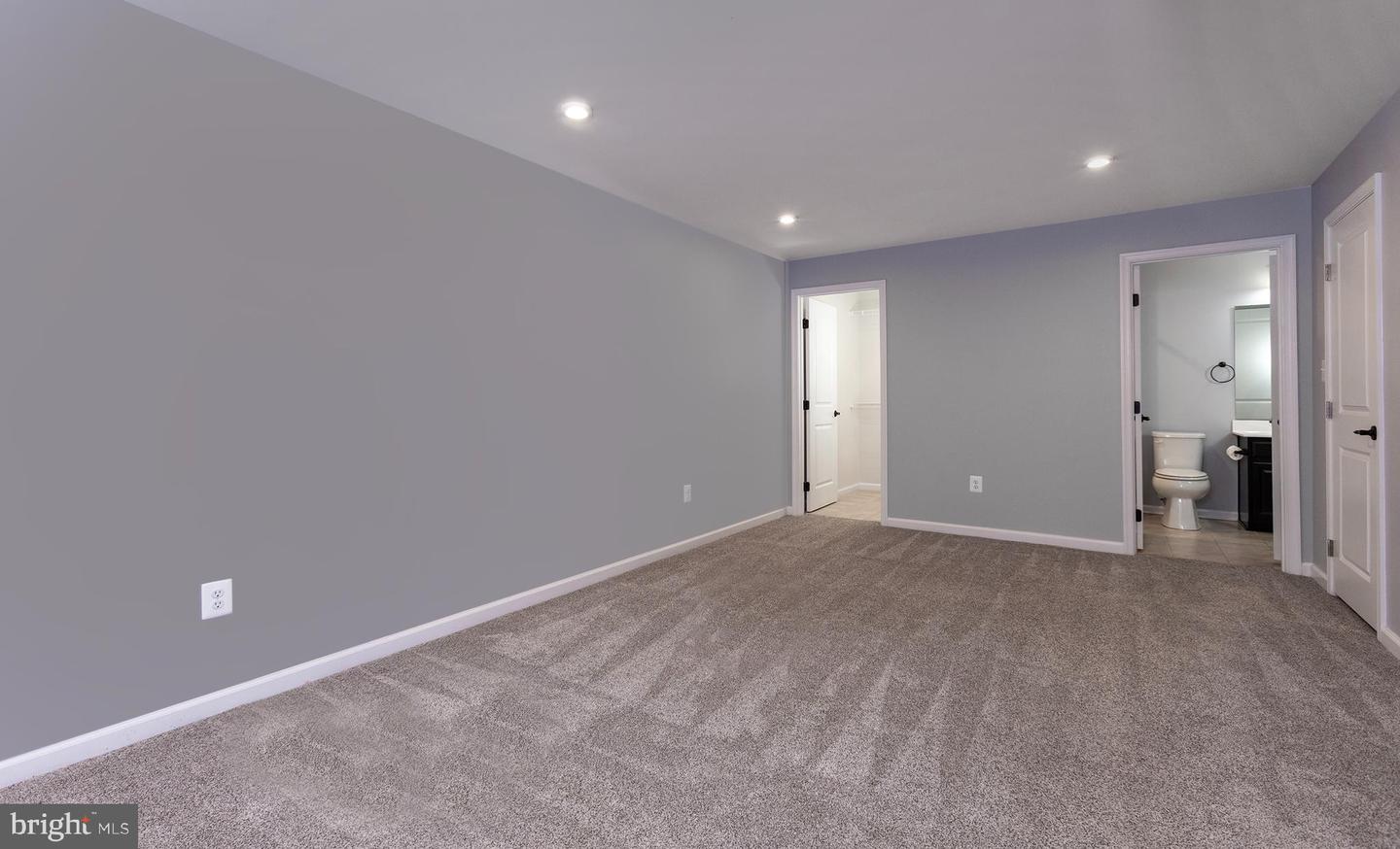 3916 Afleet Alex Way Property Photo 28