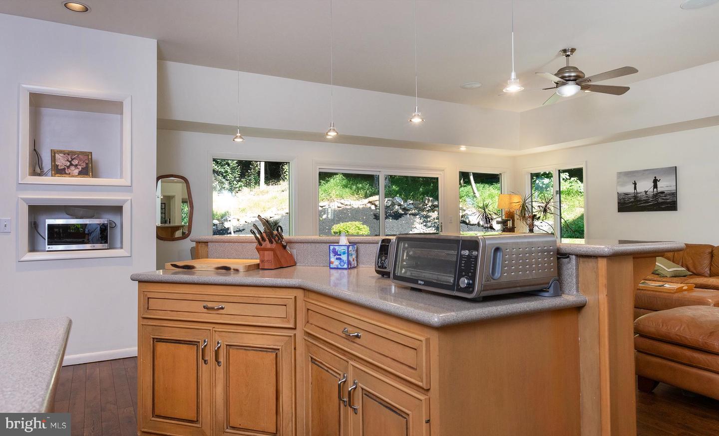4728 Great Oak Ln Property Photo 11