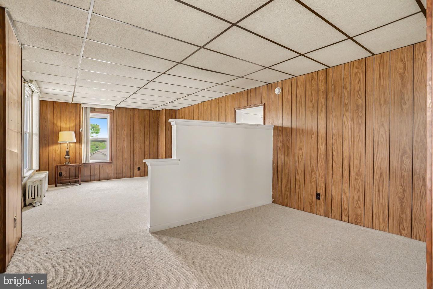 4001 Locust Ln Property Photo 10