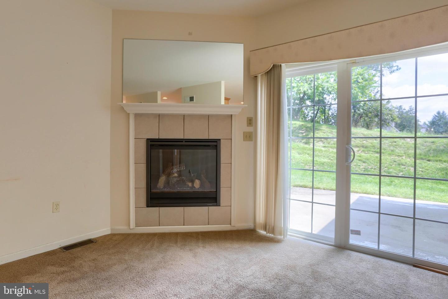 4505 Hillside Ct Property Photo 11