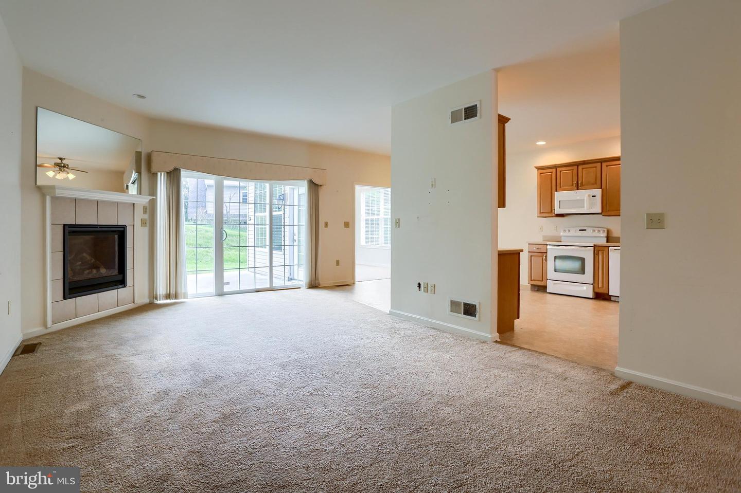 4505 Hillside Ct Property Photo 12