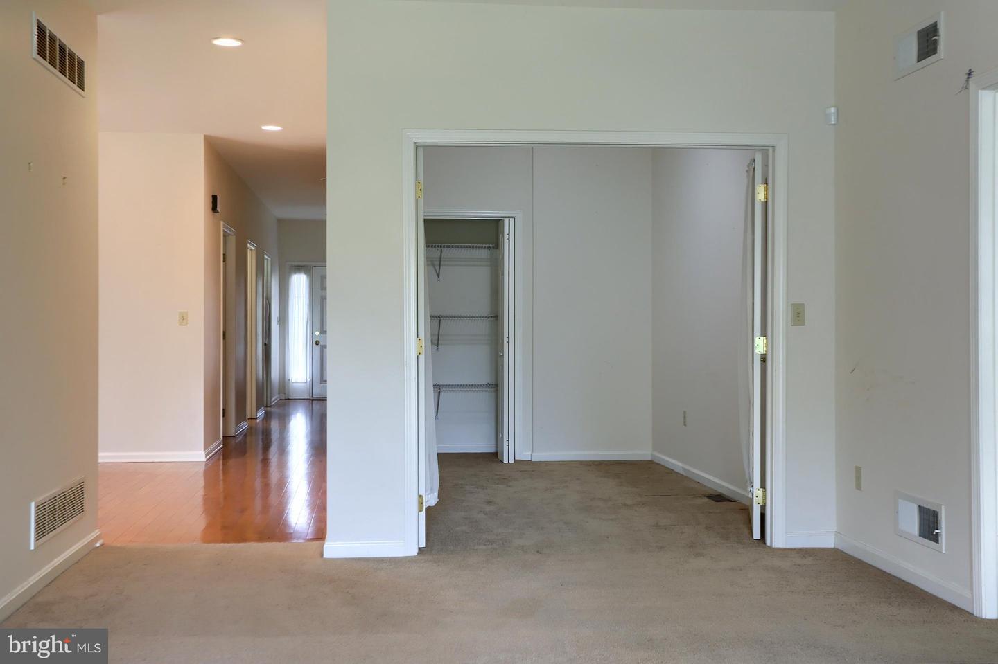 4505 Hillside Ct Property Photo 15