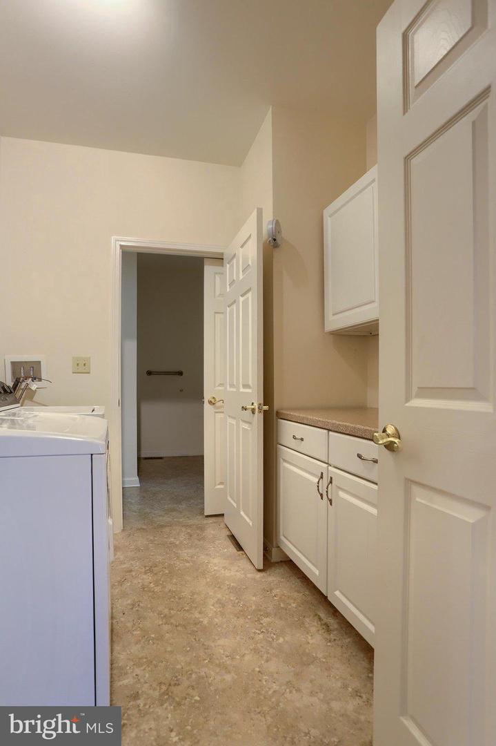 4505 Hillside Ct Property Photo 27