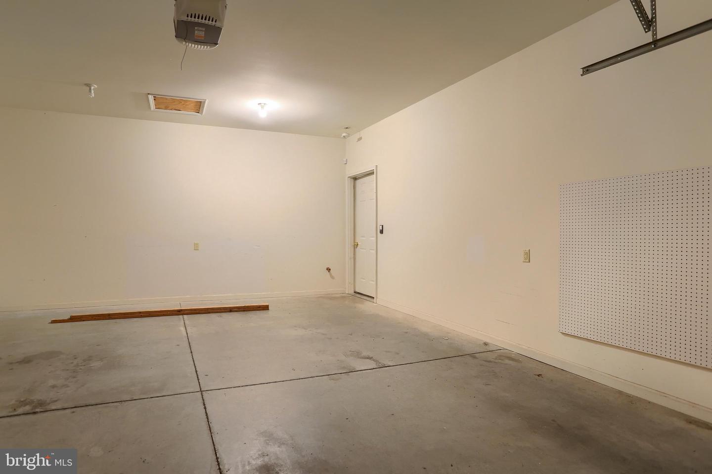 4505 Hillside Ct Property Photo 38