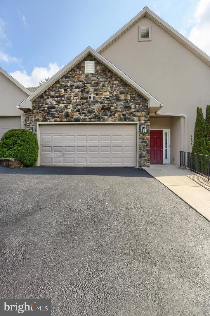 4505 Hillside Ct Property Photo 41