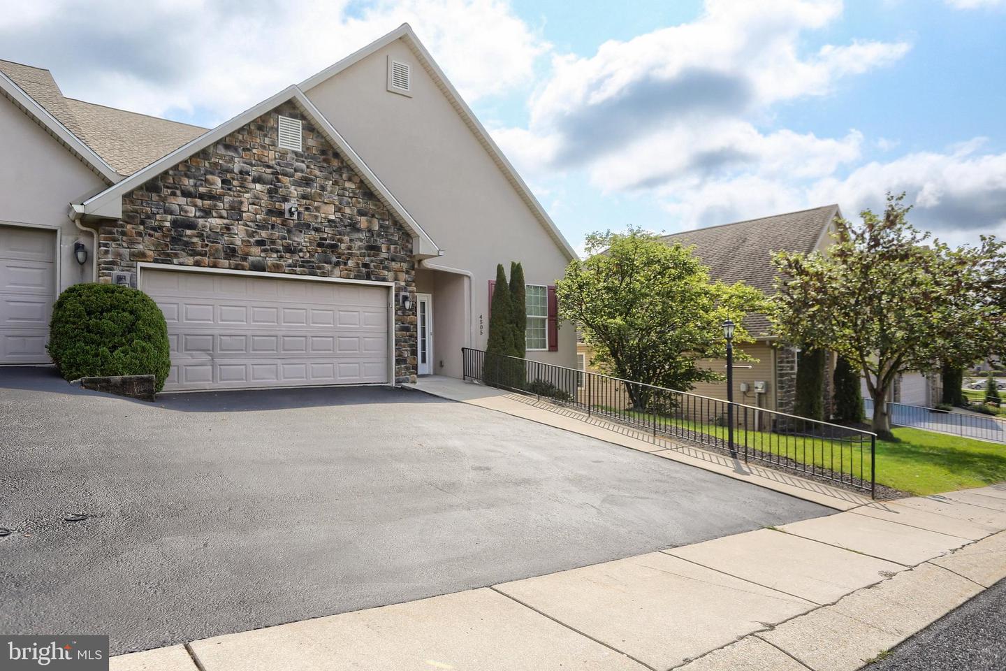 4505 Hillside Ct Property Photo 43