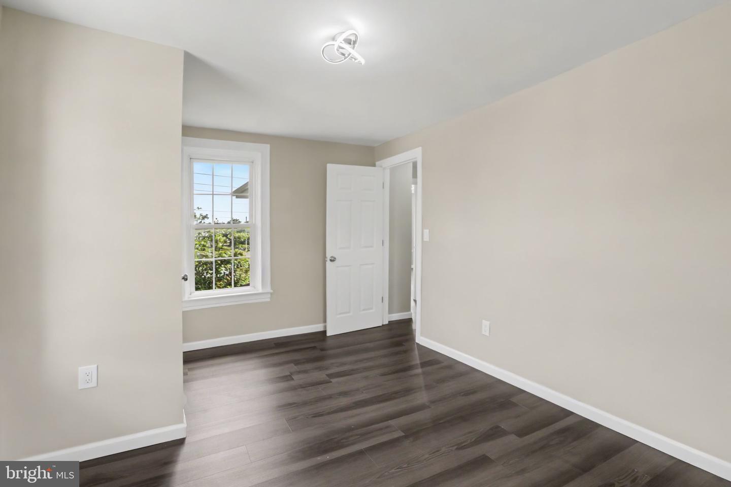 400 Lincoln St Property Photo 20