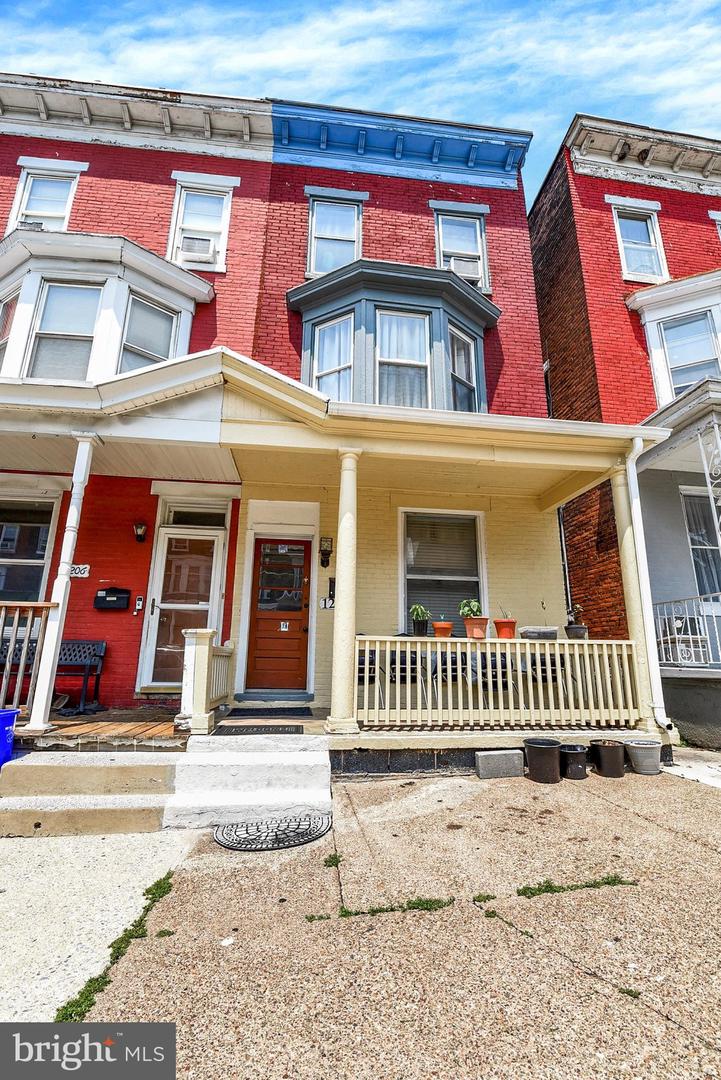 1208 Walnut St Property Photo 1